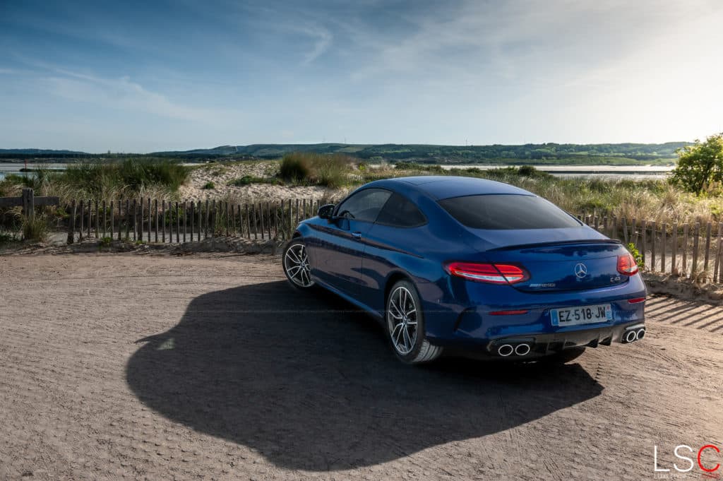 Mercedes Classe C43 AMG 4MATIC coupé, vue de dos.