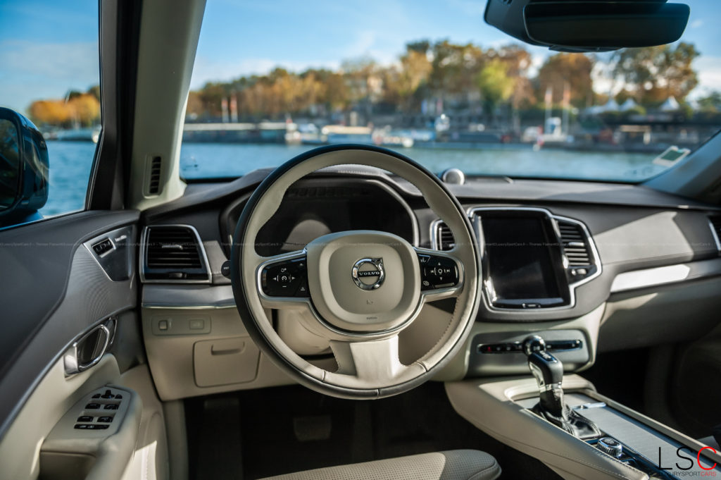 Intérieur du Volvo XC90 Inscription Luxe, le SUV haut de gamme par excellence