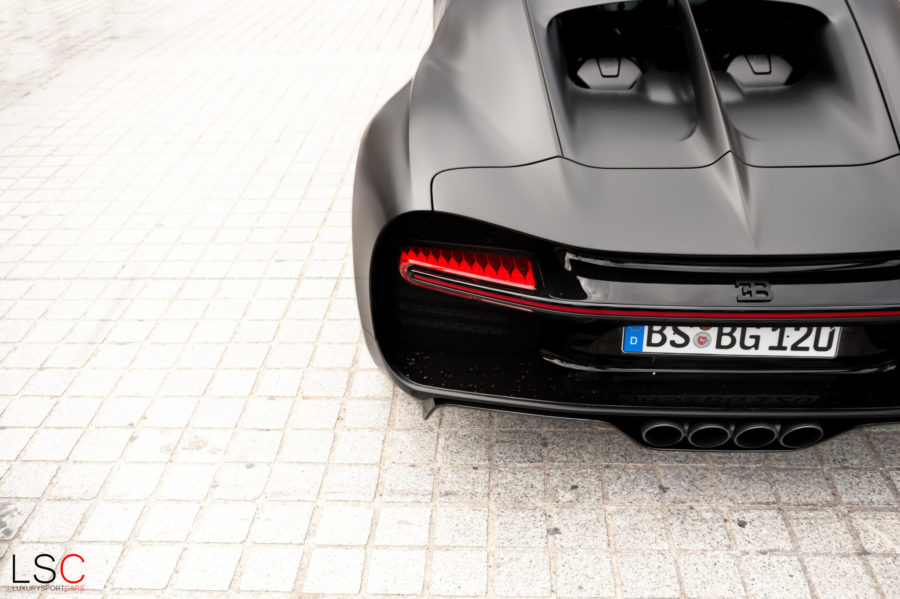 Bugatti Chiron 110 ans Place Vendôme Paris