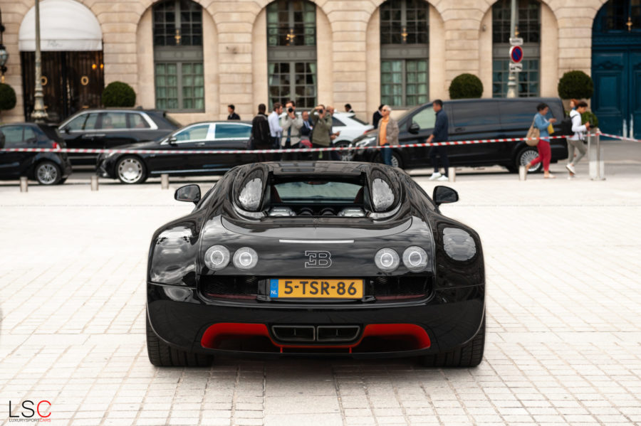 Bugatti Veyron Place Vendôme Paris