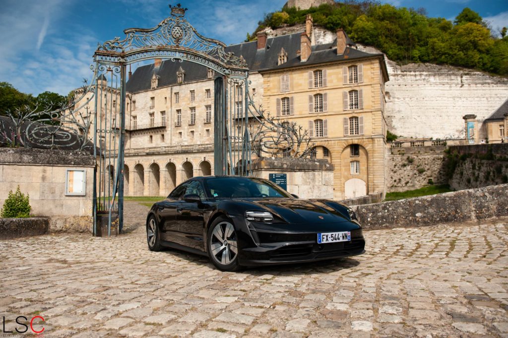 Porsche Taycan 471ch, essai et prix