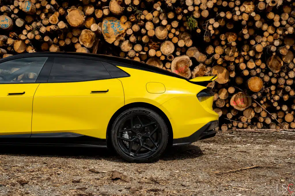 Lotus Emeya R par Thomas FLAMANT - LuxurySportCars.fr