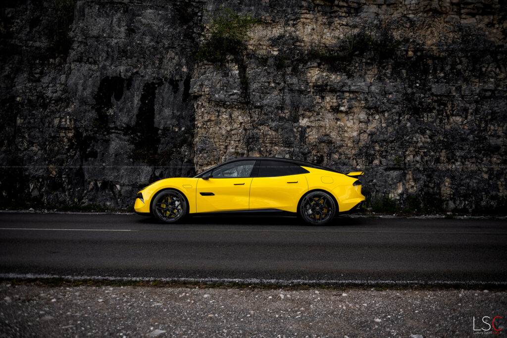 Lotus Emeya R par Thomas FLAMANT - LuxurySportCars.fr