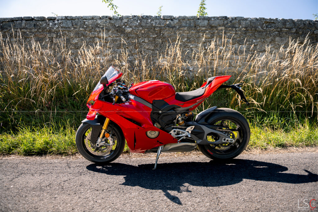 Ducati Panigale V4S in Paris by Thomas Flamant LuxurySportCars.Fr